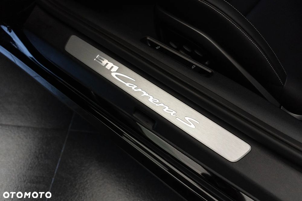 Porsche 911 Carrera S - 34