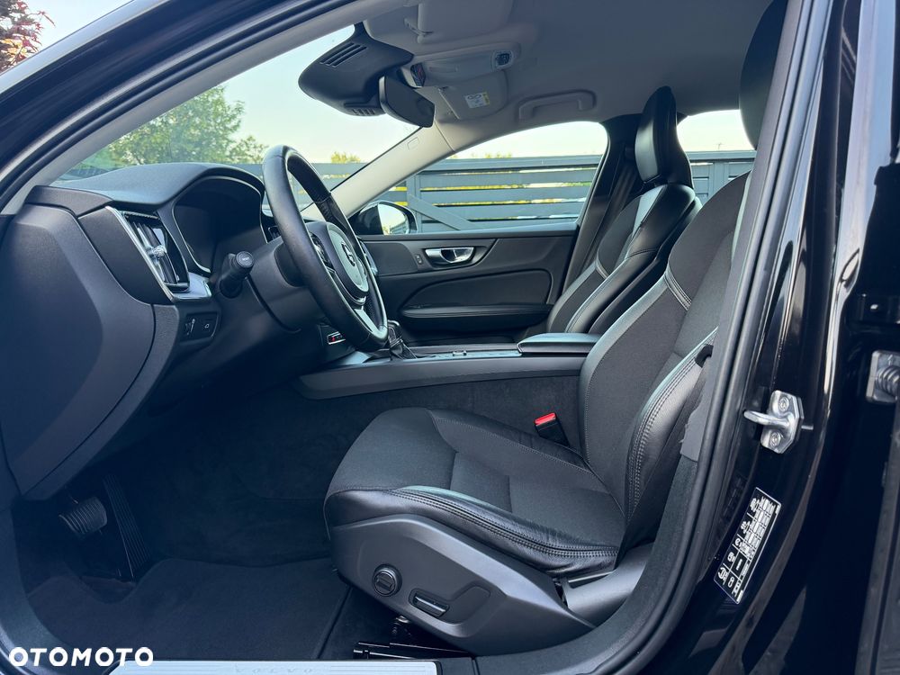 Volvo V60 Cross Country D3 Geartronic Momentum - 5