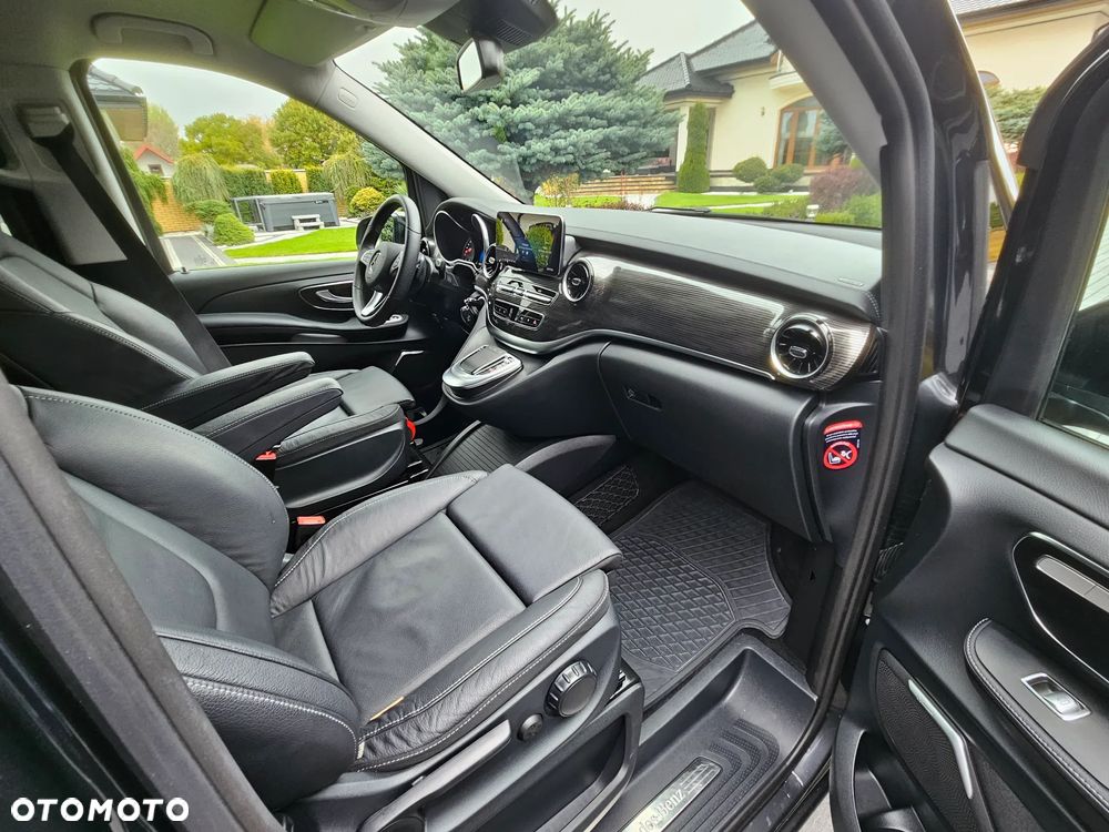 Mercedes-Benz Klasa V 300 d Avantgarde 9G-Tronic - 15