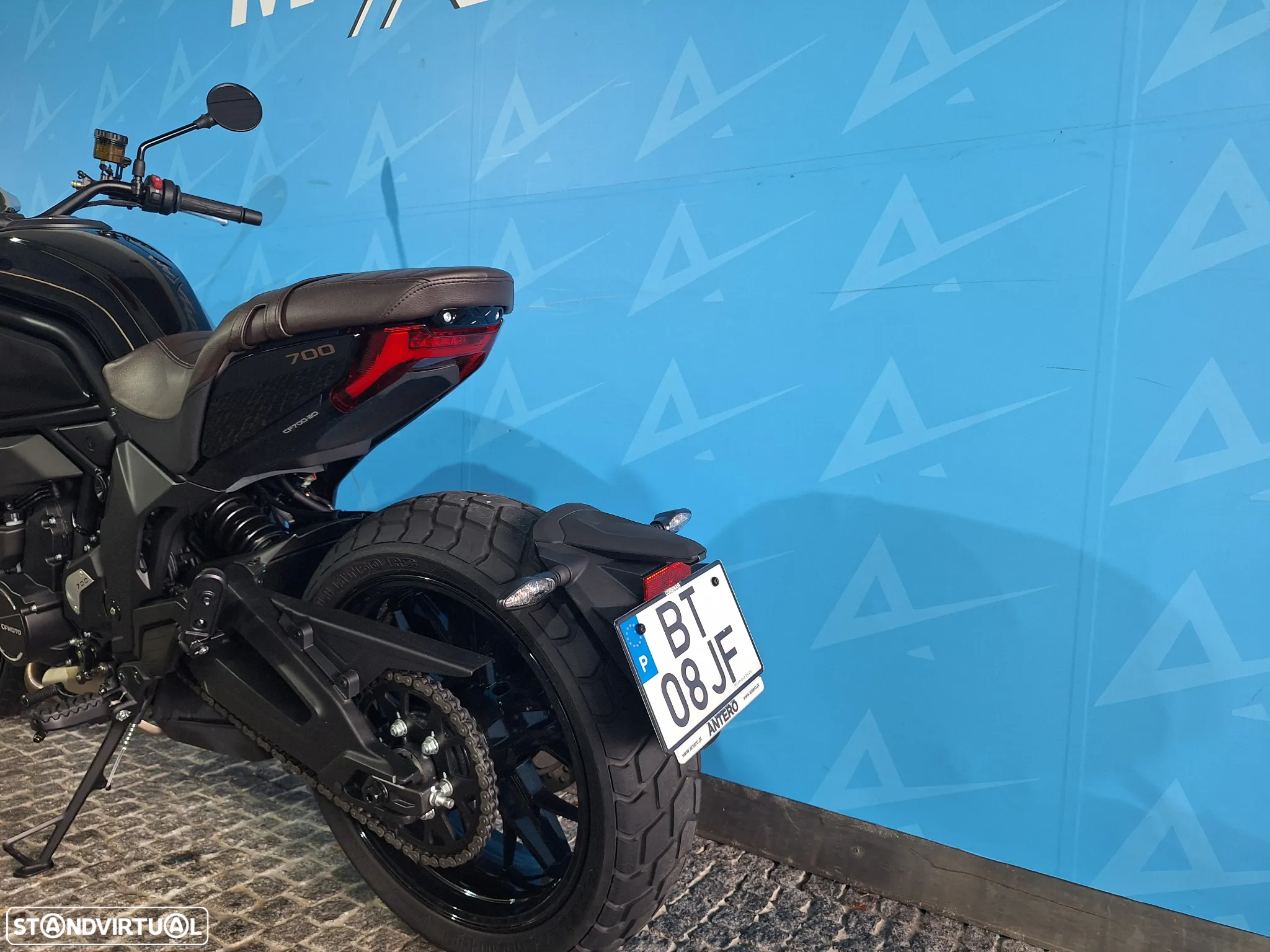 CF Moto 700CL-X Heritage - 7