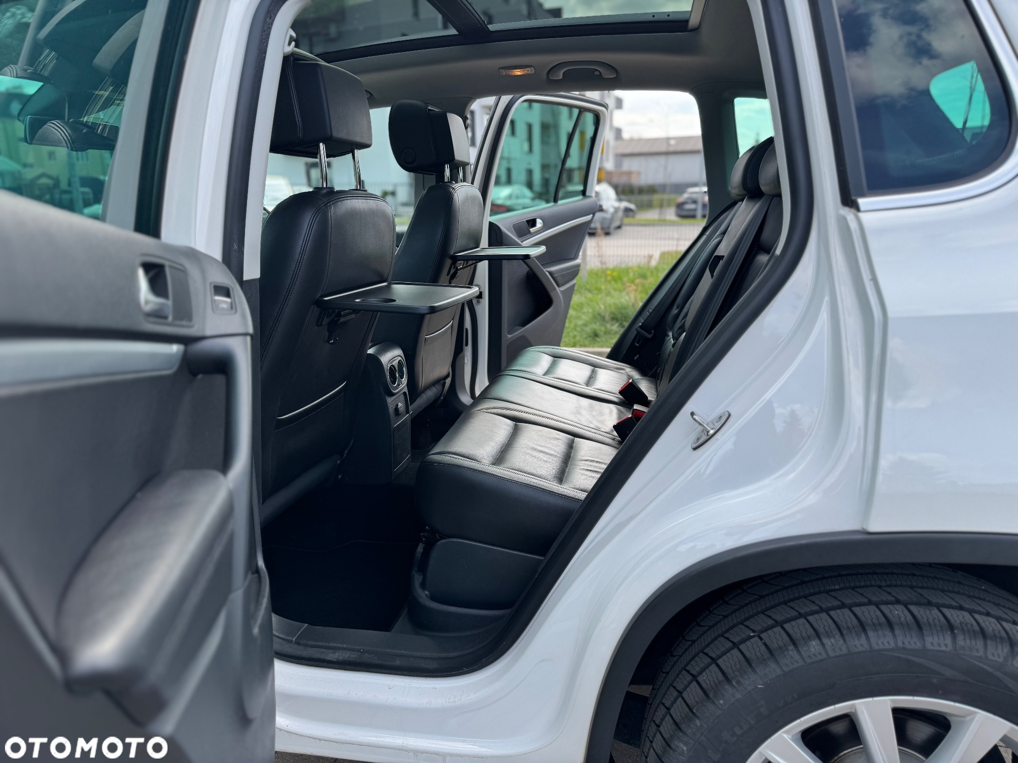 Volkswagen Tiguan - 30