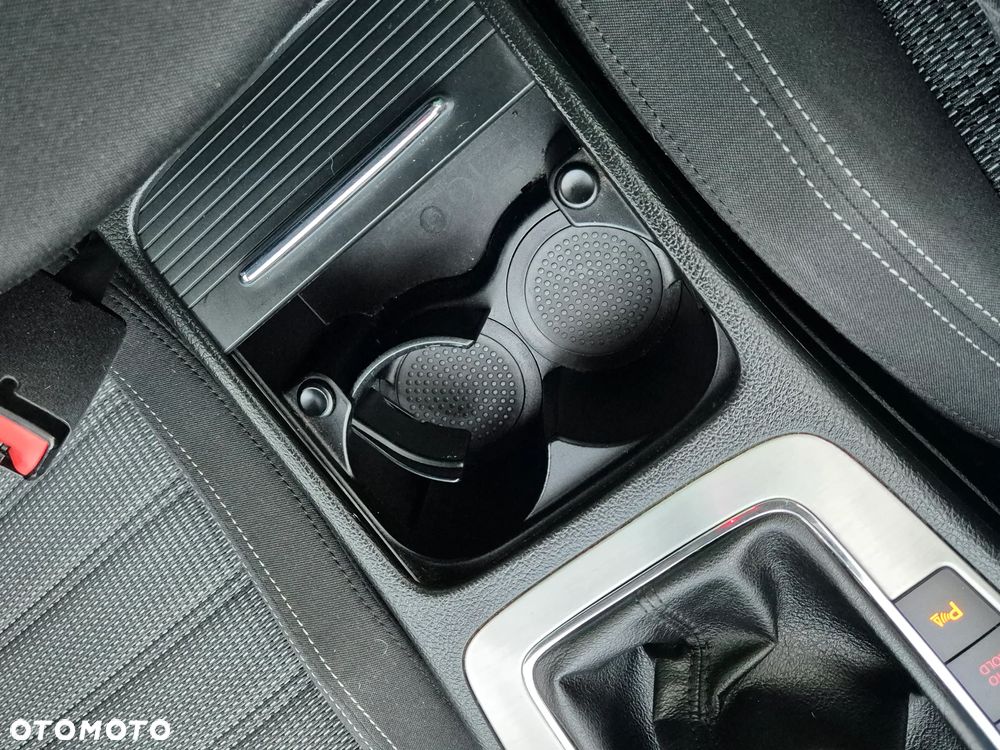 Volkswagen CC ver-2-0-blue-tdi-scr - 17