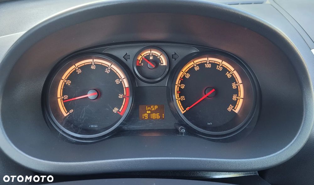 Opel Corsa - 16