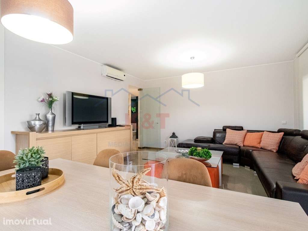 Apartamento T3 de luxo com piscina, spa e garagem - Grande imagem: 2/42