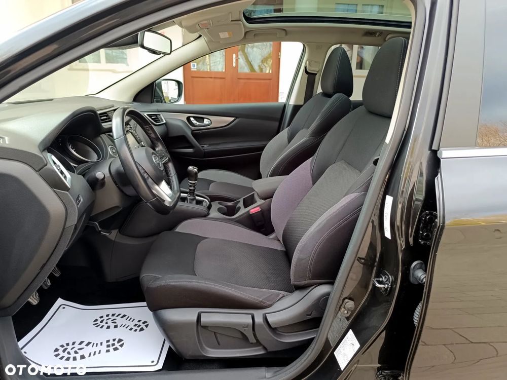 Nissan Qashqai 1.6 dCi DPF Start/Stop tekna - 25