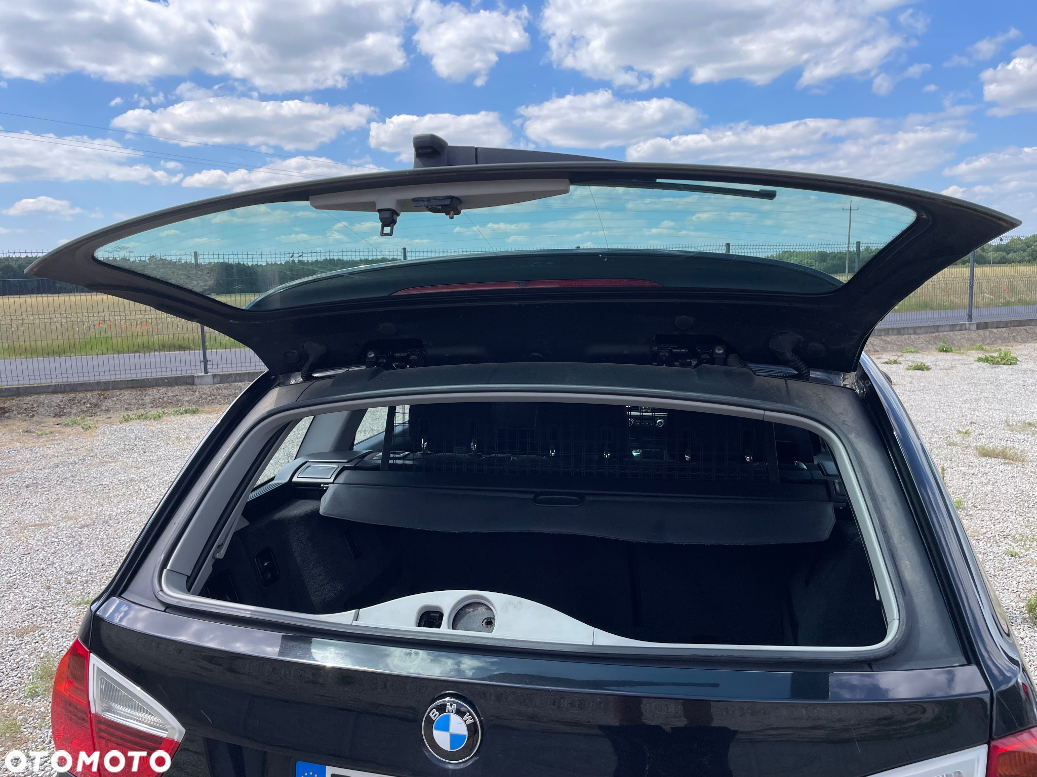 BMW Seria 3 320d DPF Touring - 36