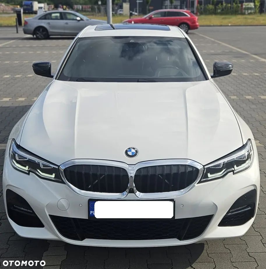 BMW Seria 3 330i xDrive Sport Line - 1