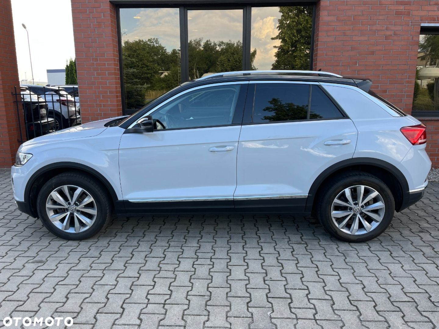Volkswagen T-Roc 1.0 TSI IQ Drive - 29