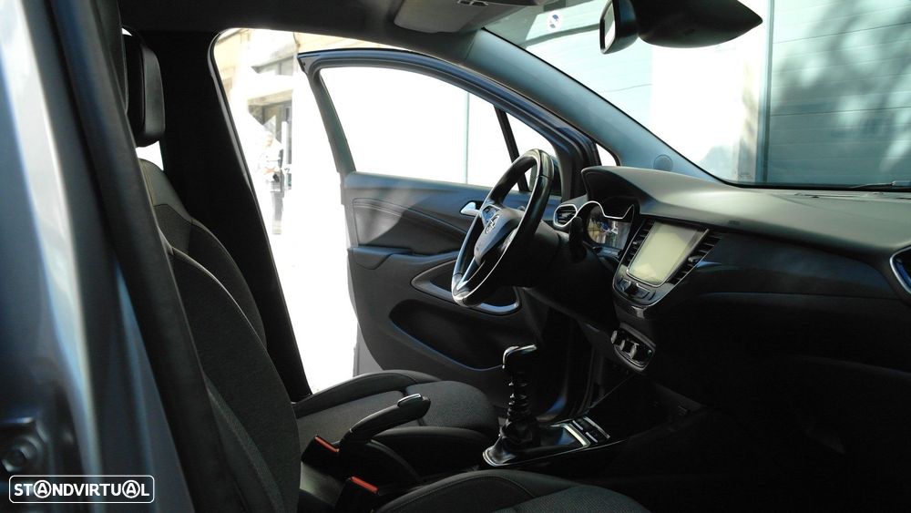Opel Crossland X 1.2 T Innovation - 20