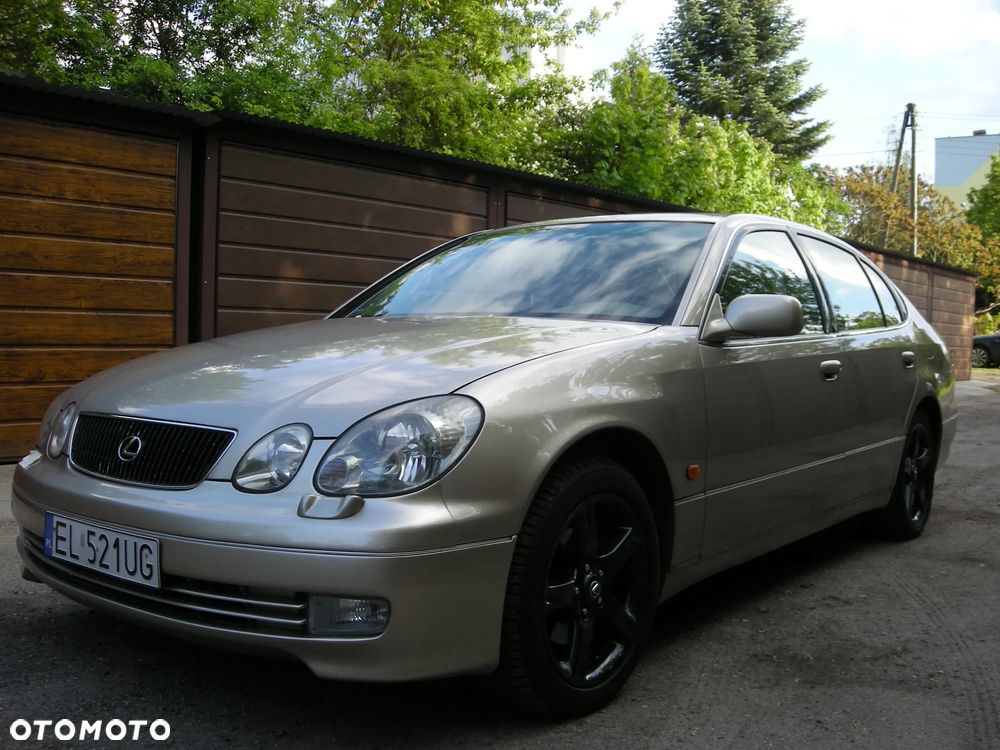 Lexus GS - 1