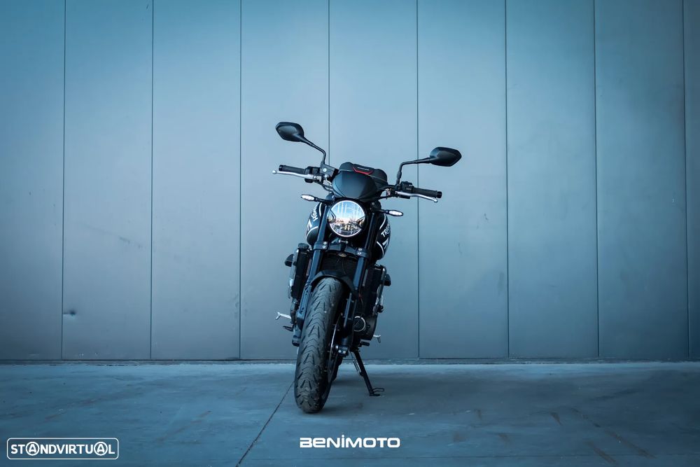 Triumph Trident 660 - 2