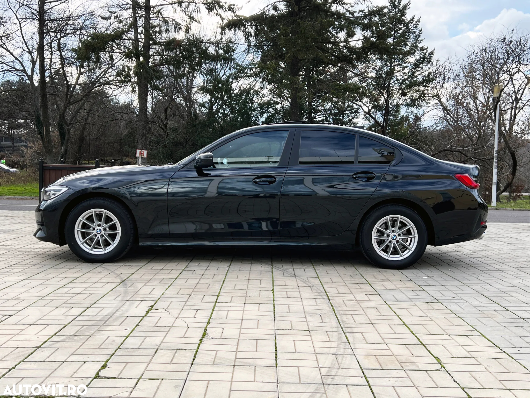 BMW Seria 3 318d Luxury Line - 7