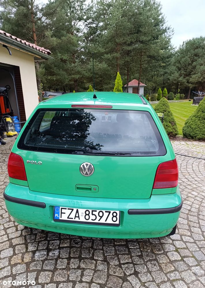Volkswagen Polo 1.4 Basis - 4