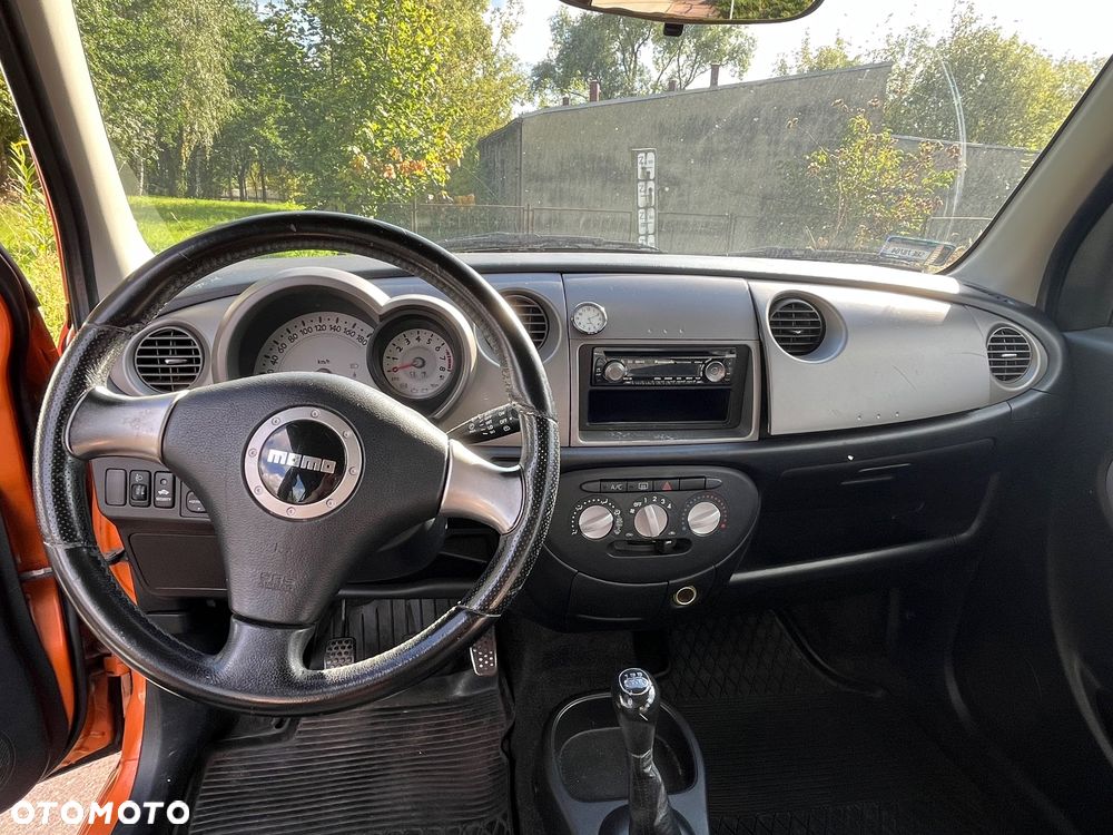 Daihatsu Trevis - 9