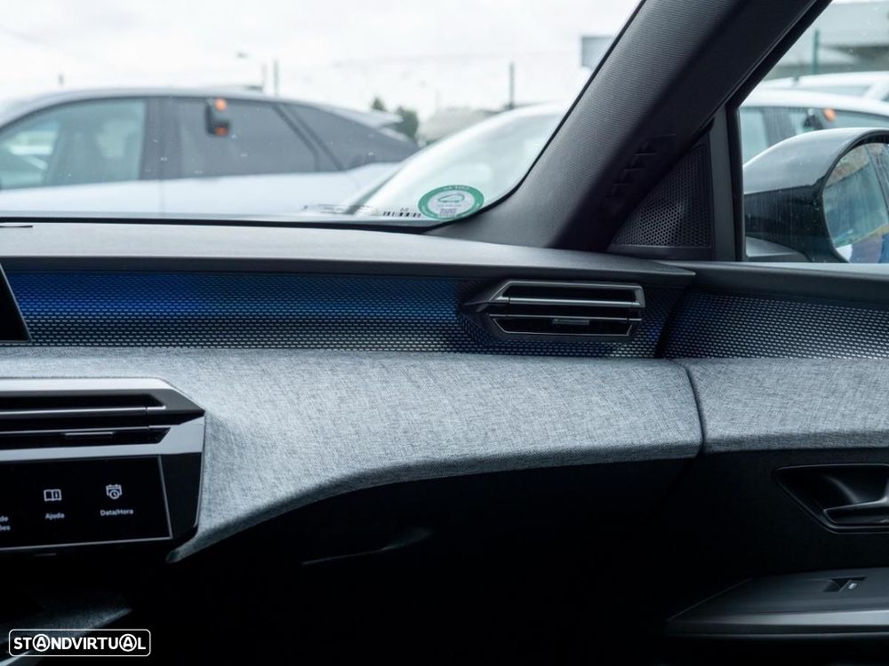 Peugeot E-3008 73 kWh GT - 33