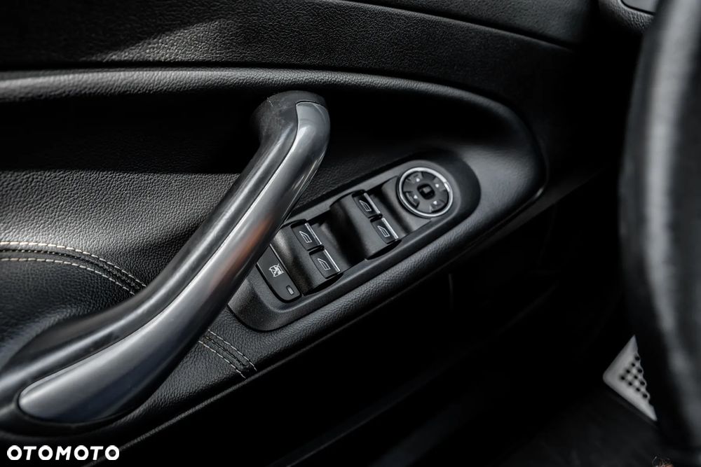 Ford Mondeo 2.5 Titanium X - 22