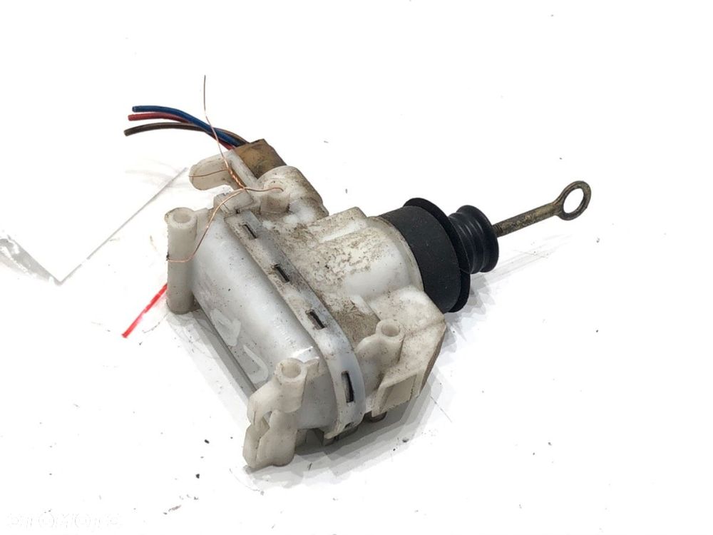 SIŁOWNIK ZAMKA DRZWI PRZÓD LEWY - 76.00 PLN - MERCEDES-BENZ 190 (W201) 1982 - 1993 E 2.0 (201.024) - 1