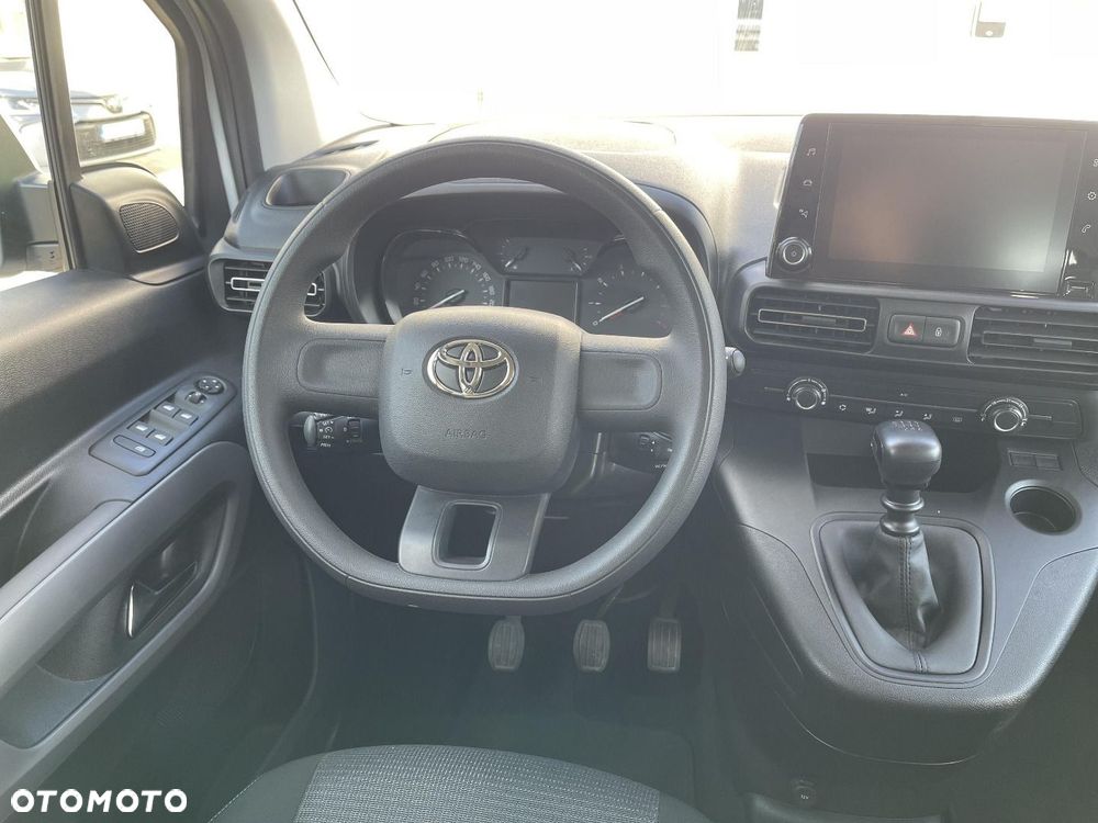 Toyota Proace City Verso - 11