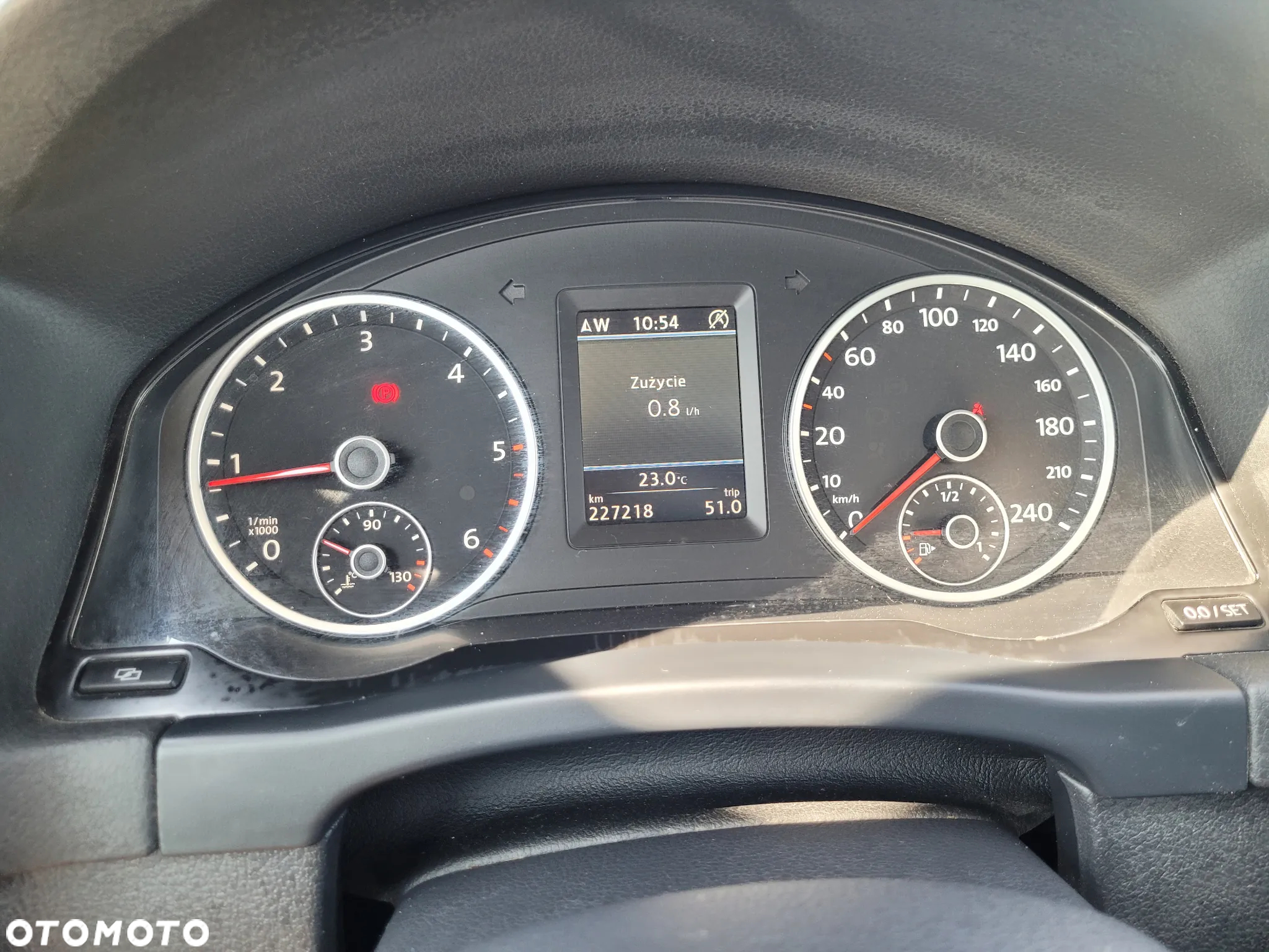 Volkswagen Tiguan 2.0 TDI DPF BlueMotion Technology Exclusive - 26