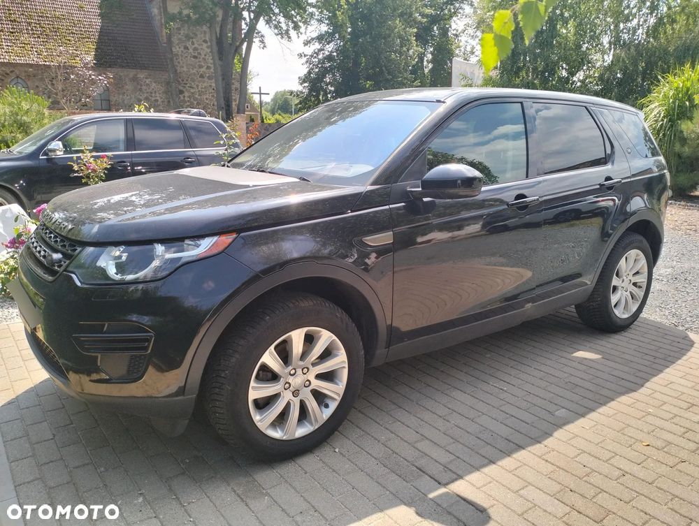 Land Rover Discovery Sport - 8