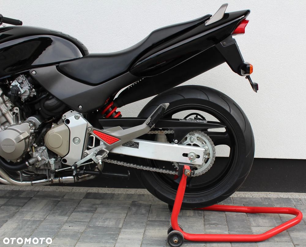 Honda CB - 8