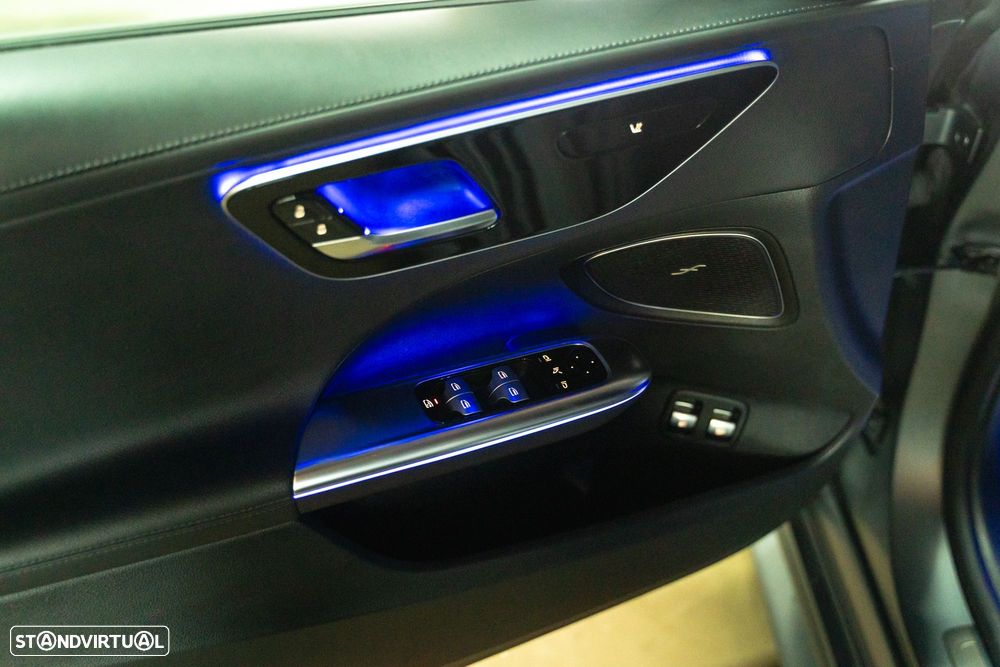 Mercedes-Benz C 300 e T 9G-TRONIC AMG Line - 5