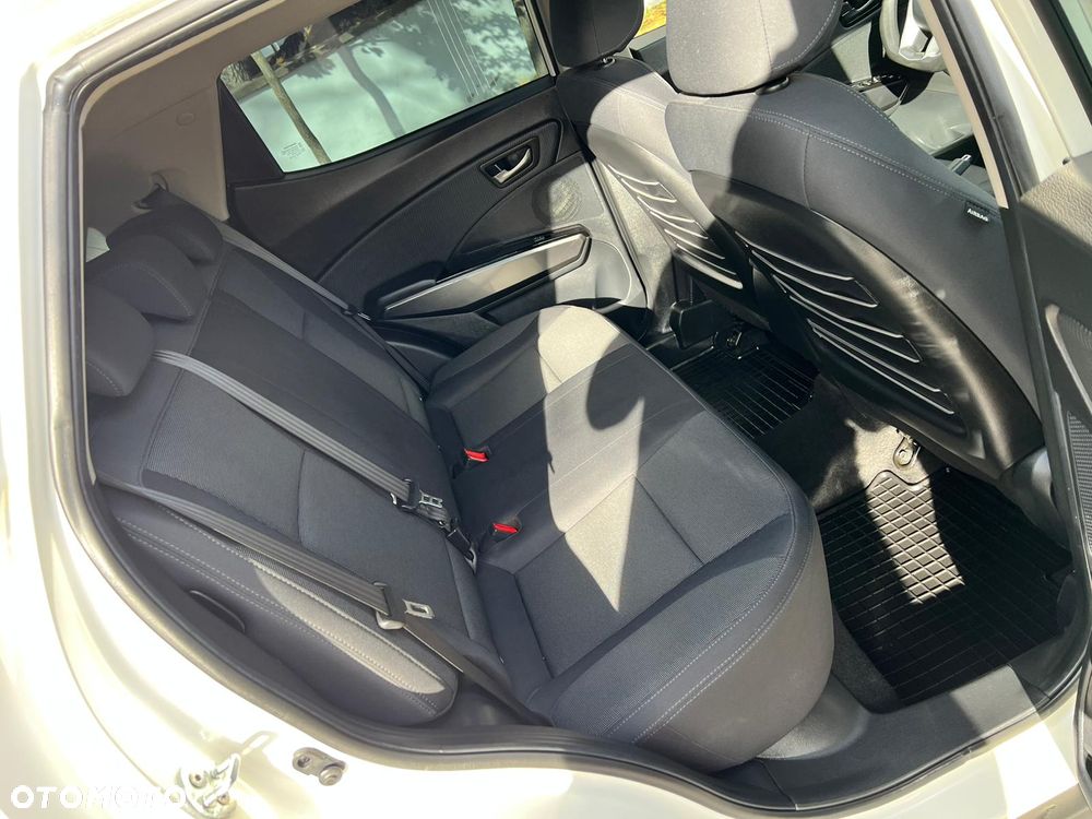 SsangYong/KGM Tivoli - 15