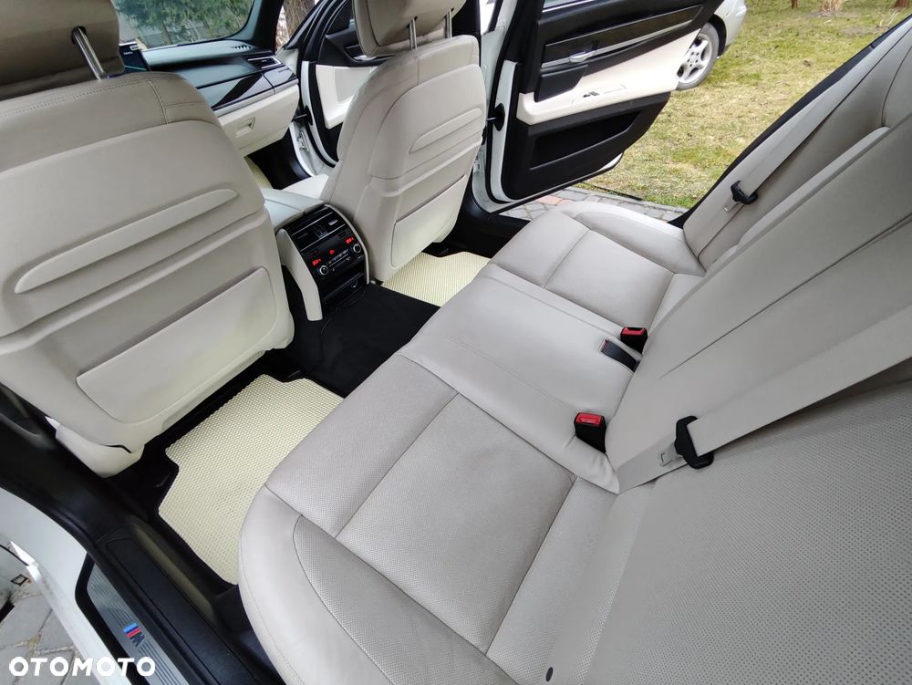 BMW Seria 7 740Li - 12