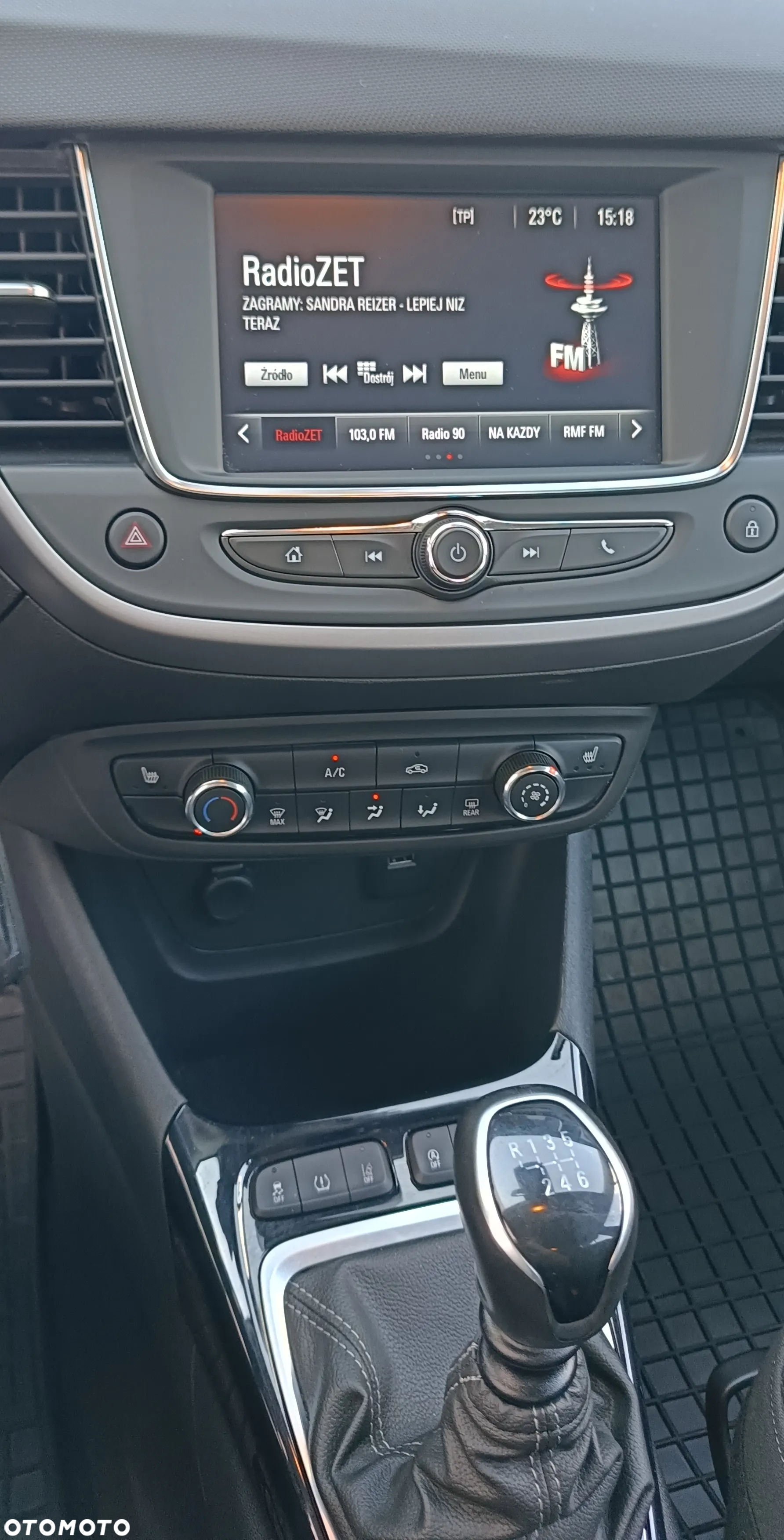 Opel Crossland - 17