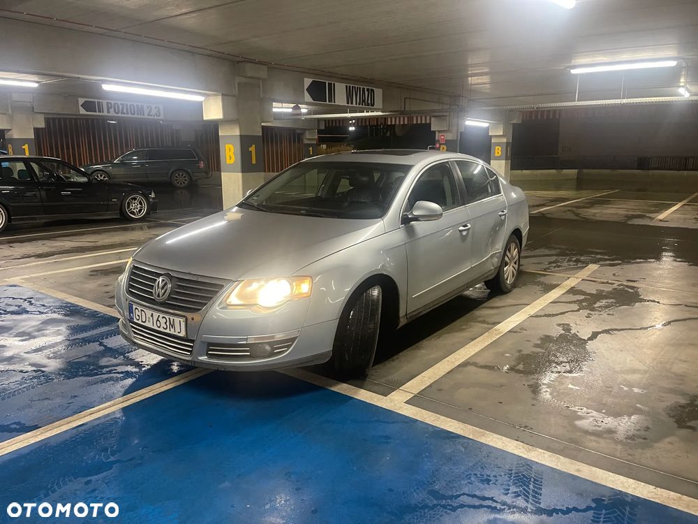 Volkswagen Passat 2.0 FSI Comfortline - 7