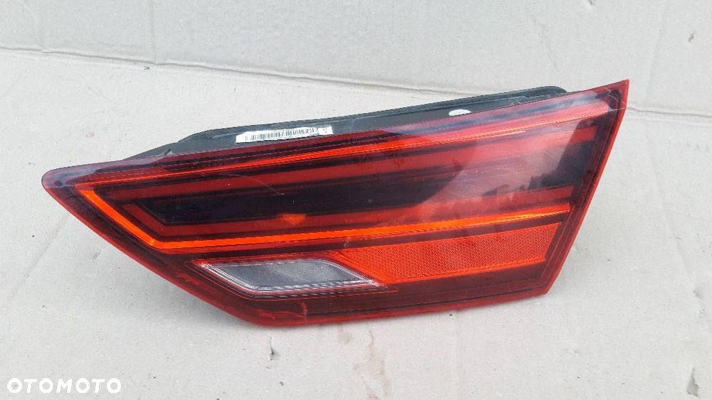 LAMPA W KLAPE PRAWY TYL LED SEAT LEON III 5F9 KOMBI - 1