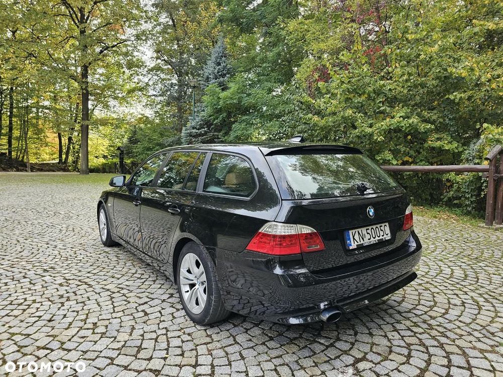 BMW Seria 5 2009 photo 4