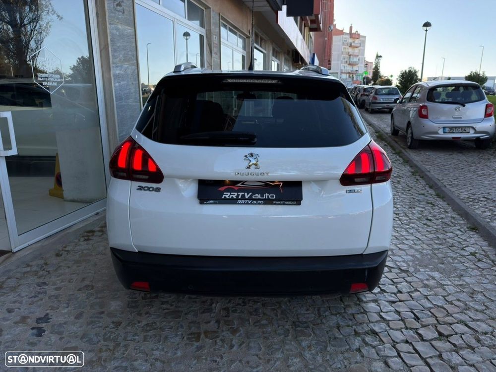 Peugeot 2008 1.2 PureTech Allure - 14