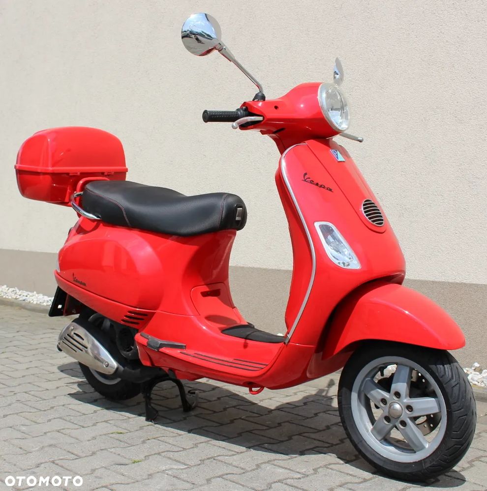 Piaggio Vespa - 24