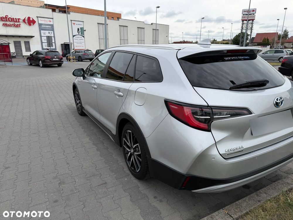 Toyota Corolla 2.0 Hybrid Trek - 4