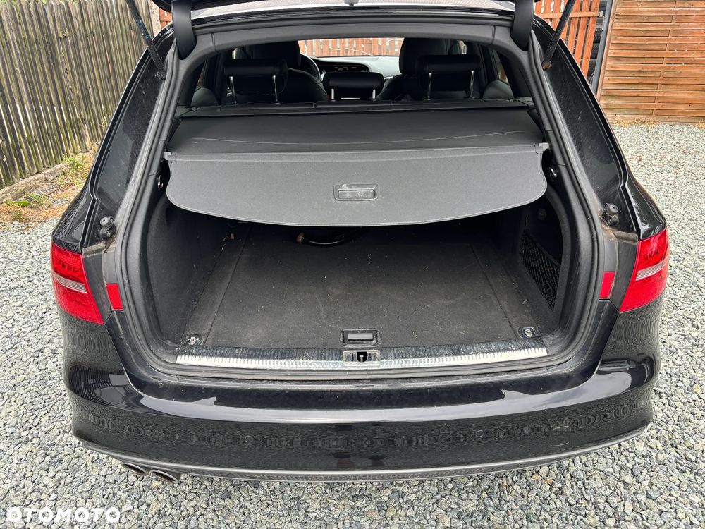 Audi A4 Avant 2.0 TDI DPF clean diesel quattro S tronic S line Sportpaket - 21
