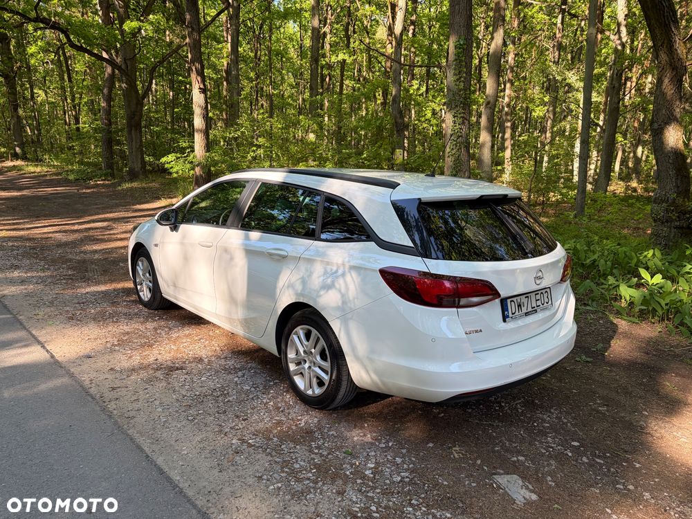 Opel Astra 1.2 T Edition S&S - 16