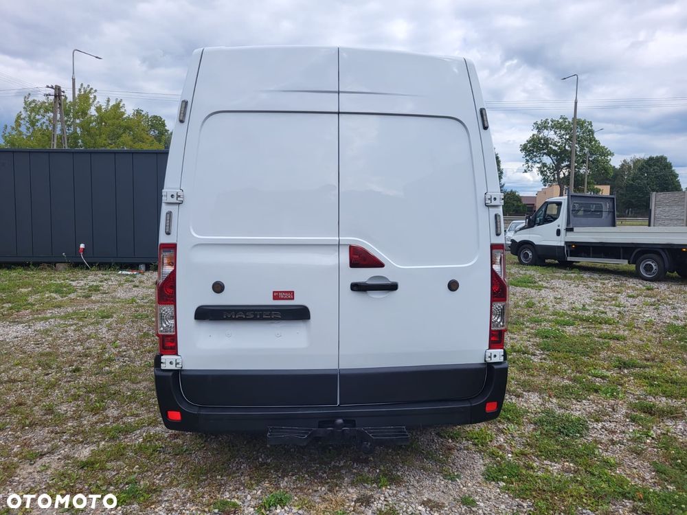 Renault Master - 18