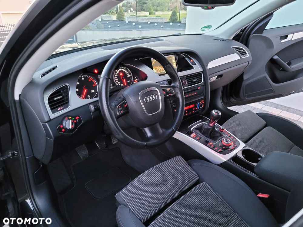 Audi A4 Avant 2.0 TDI DPF Attraction - 6