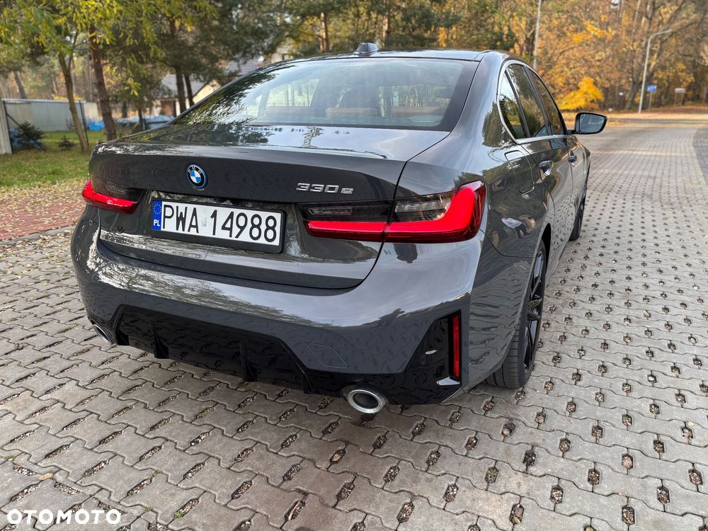 BMW Seria 3 330e PHEV M Sport sport - 10