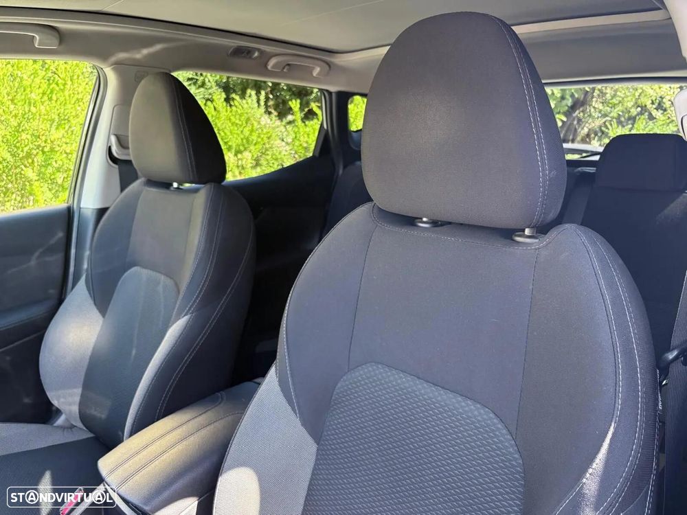Nissan Qashqai 1.5 dCi N-Connecta J18 - 32
