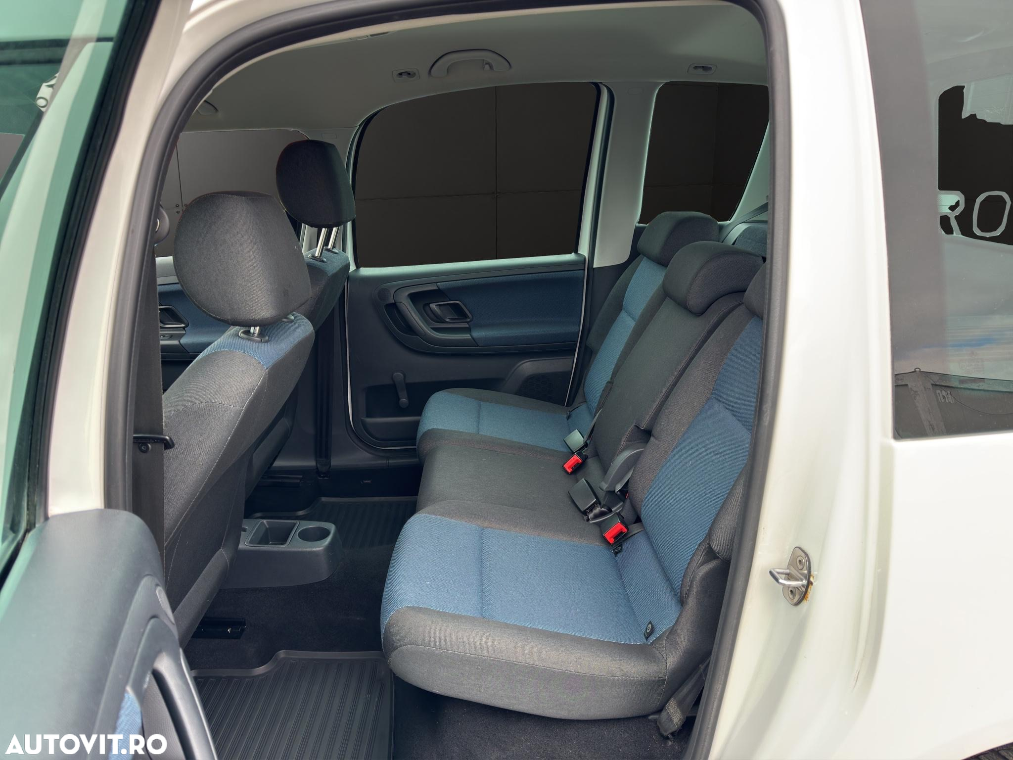 Skoda Roomster 1.2 TSI DSG Active - 10