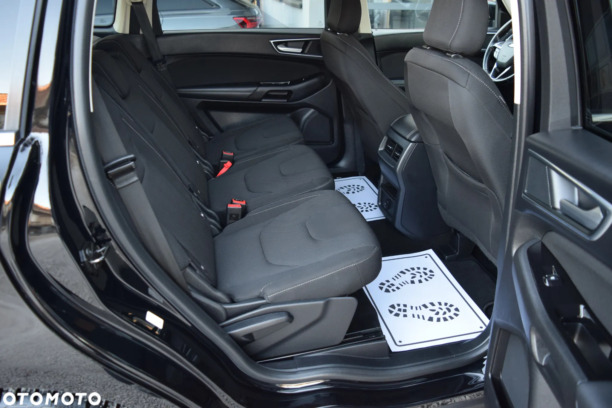 Ford S-Max 2.0 TDCi Titanium PowerShift - 32