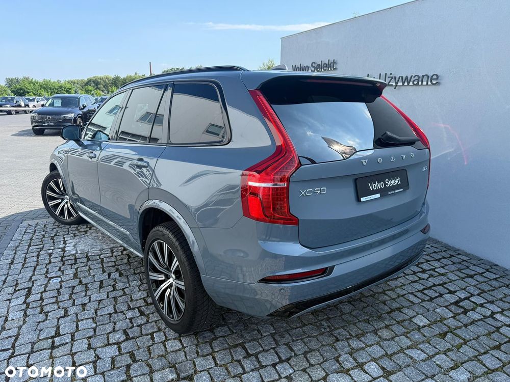 Volvo XC 90 - 7