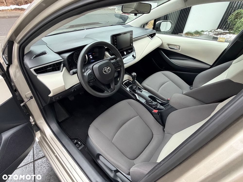 Toyota Corolla 1.5 Active - 11