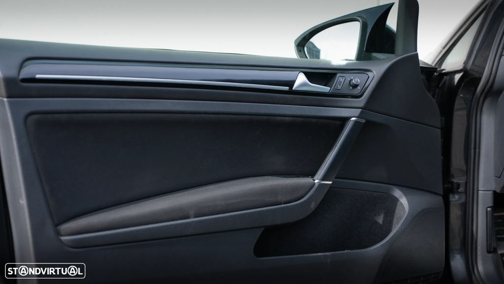 VW Golf 2.0 TDi GTD DSG - 17