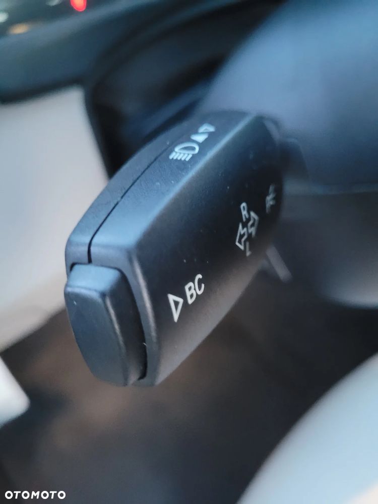 BMW Seria 3 340i xDrive M Sport Shadow - 38