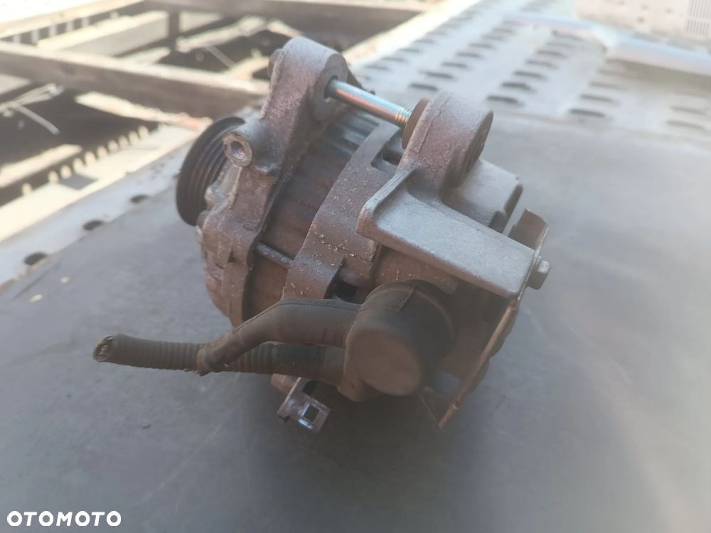 Honda Civic VIII 8 UFO alternator a2tc1391ze 1.8 benzyna R18A2agha67 - 6