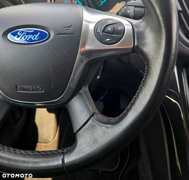 Ford Kuga 2.0 TDCi 4x4 Titanium - 24