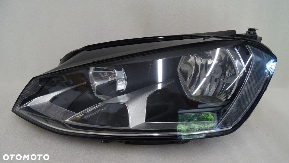 VW GOLF VII 5G1 - lampa przednia lewa
